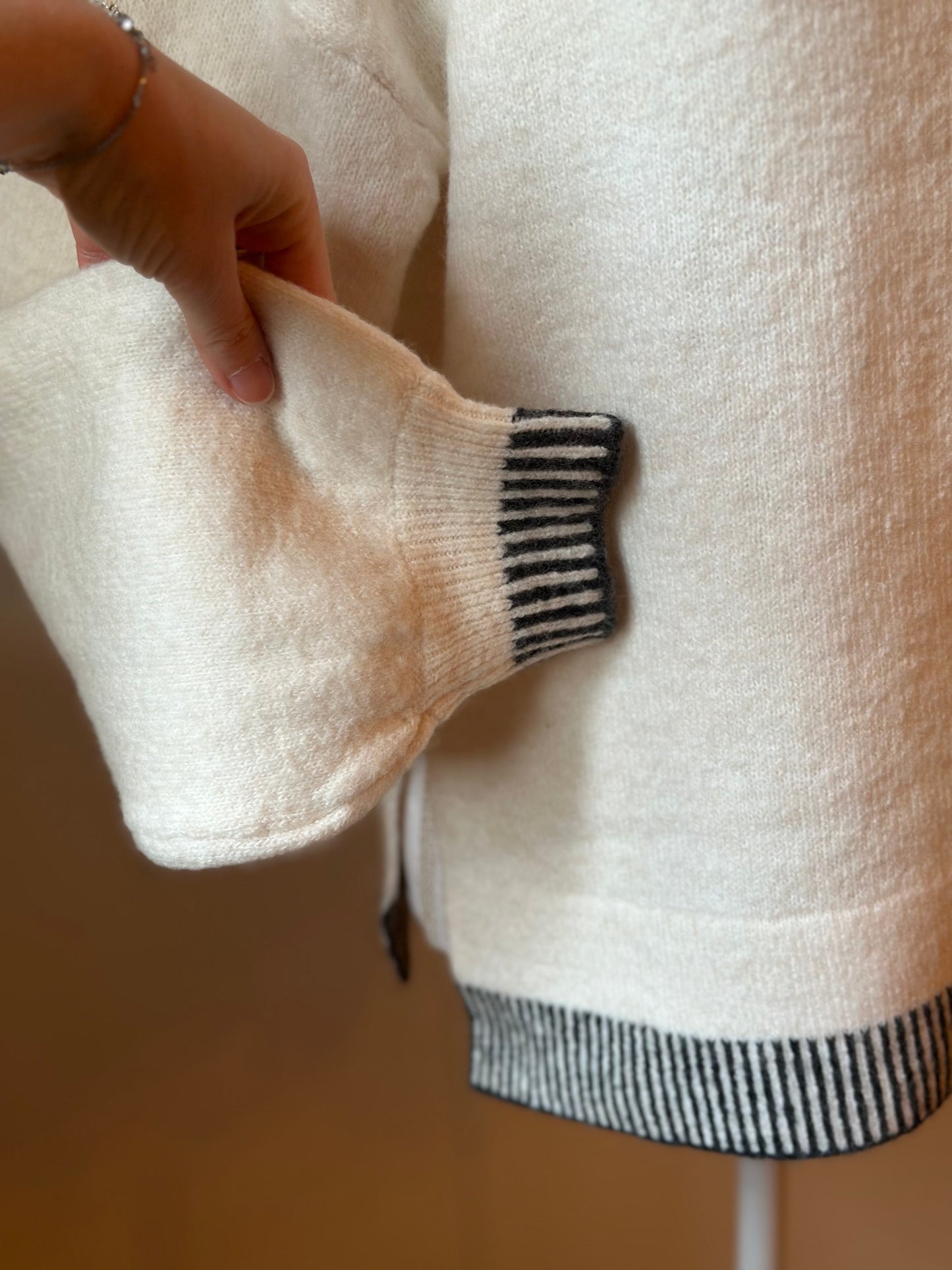 Pull col rond uni T.38 neuf