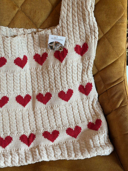 Sac fourre-tout en maille brodée avec motif cœur rouge