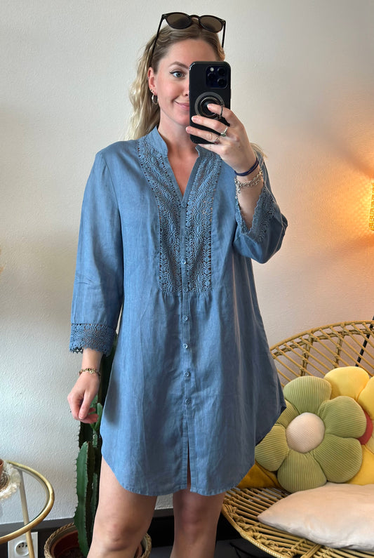 Robe-tunique en lin bleu avec détails de broderie, T.38