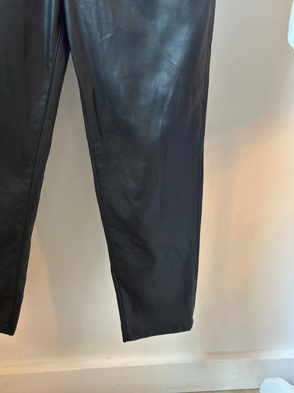 Pantalon droit similicuir noir T.36