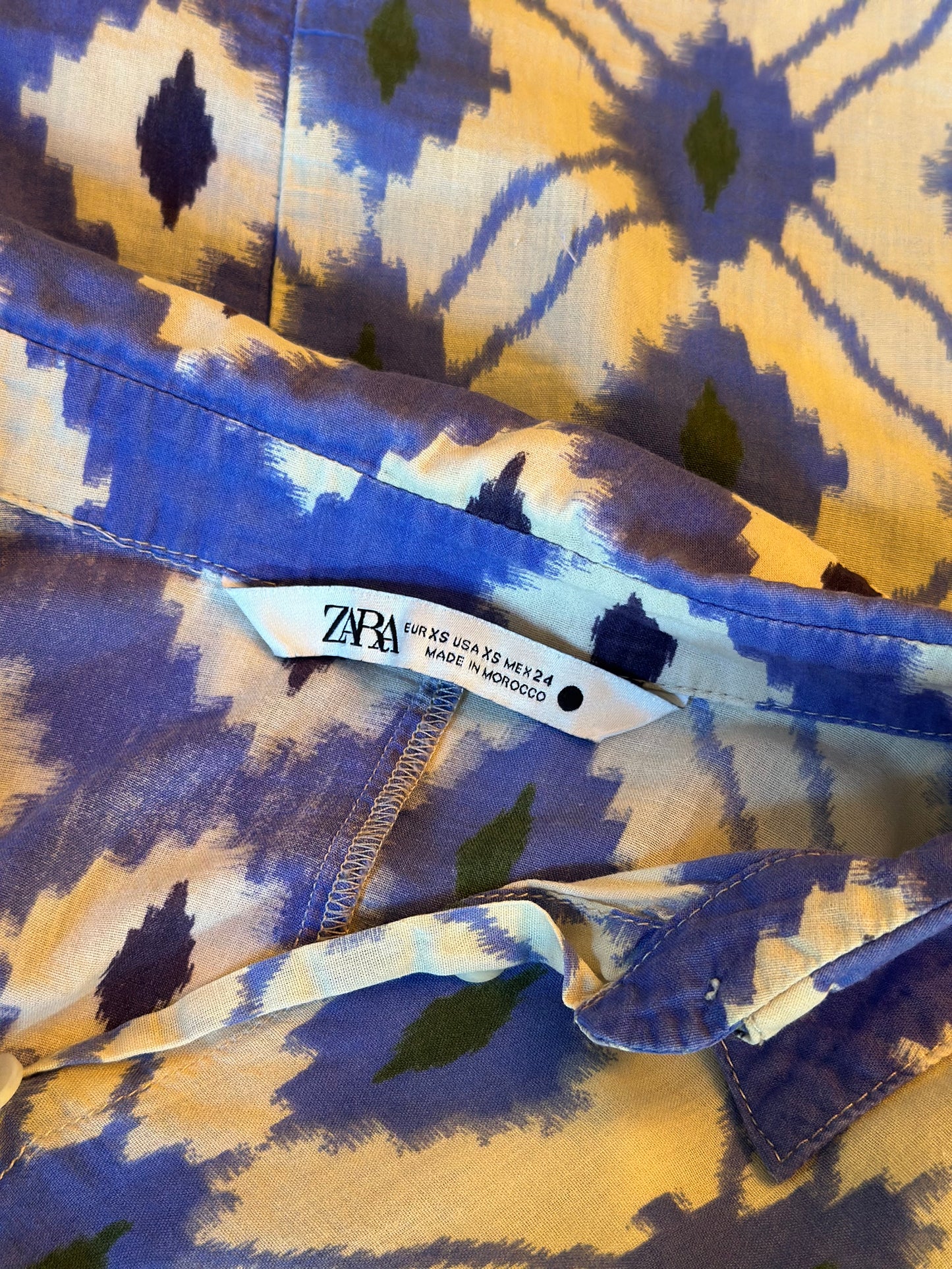 Chemise imprimé ethnique bleu & écru T.34