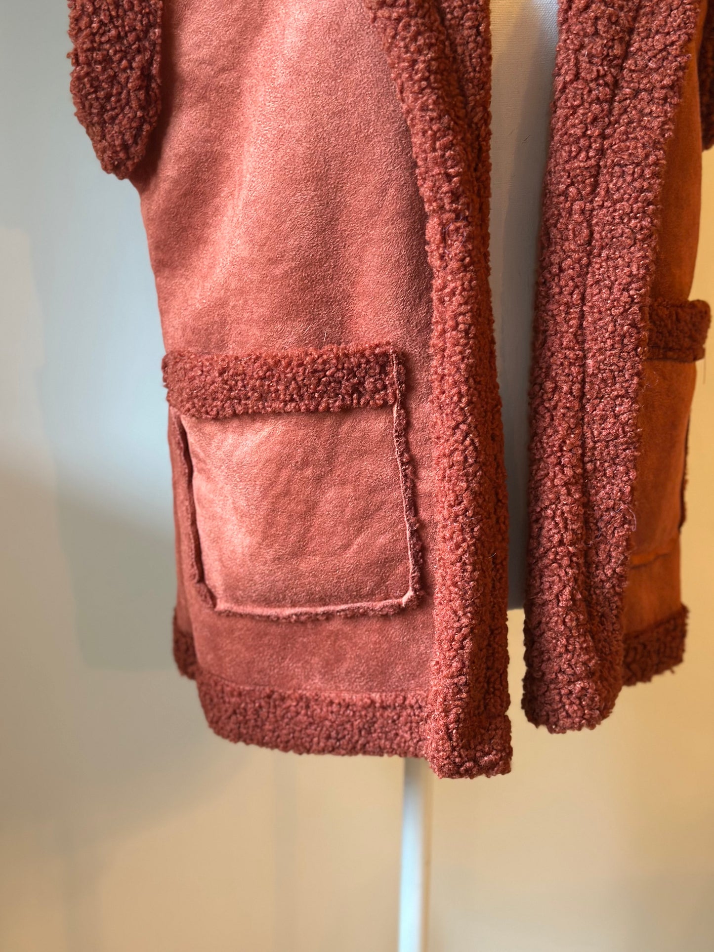 Gilet sans manches effet teddy marron coupe oversize T.U