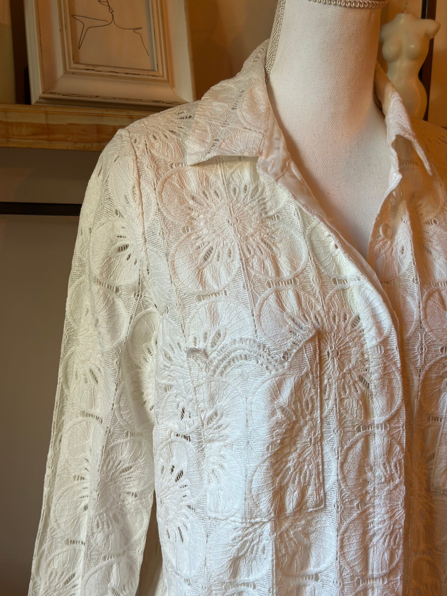 Chemise blanche broderie anglaise T.38