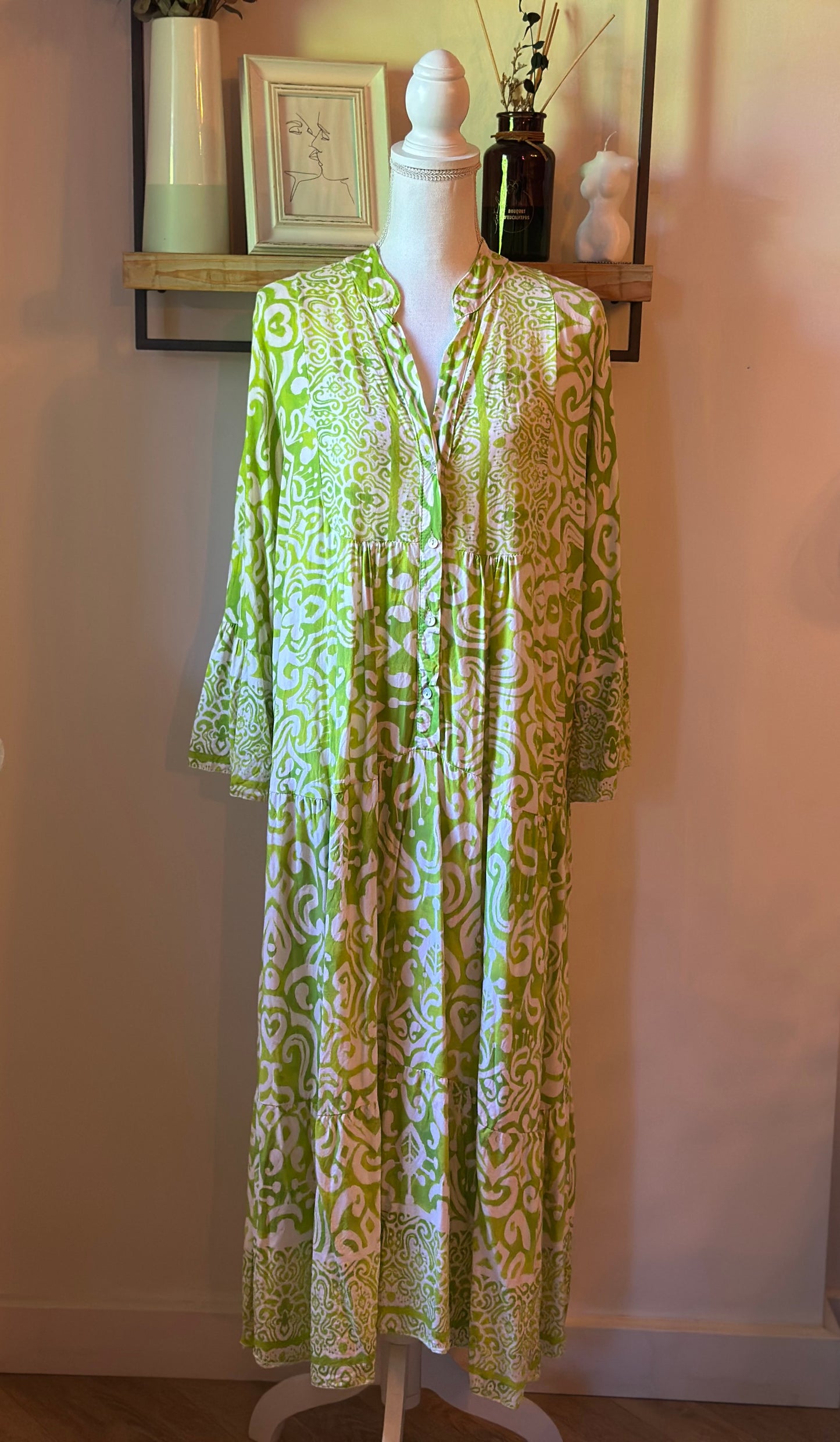 Robe longue bohème imprimé vert et blanc T.U