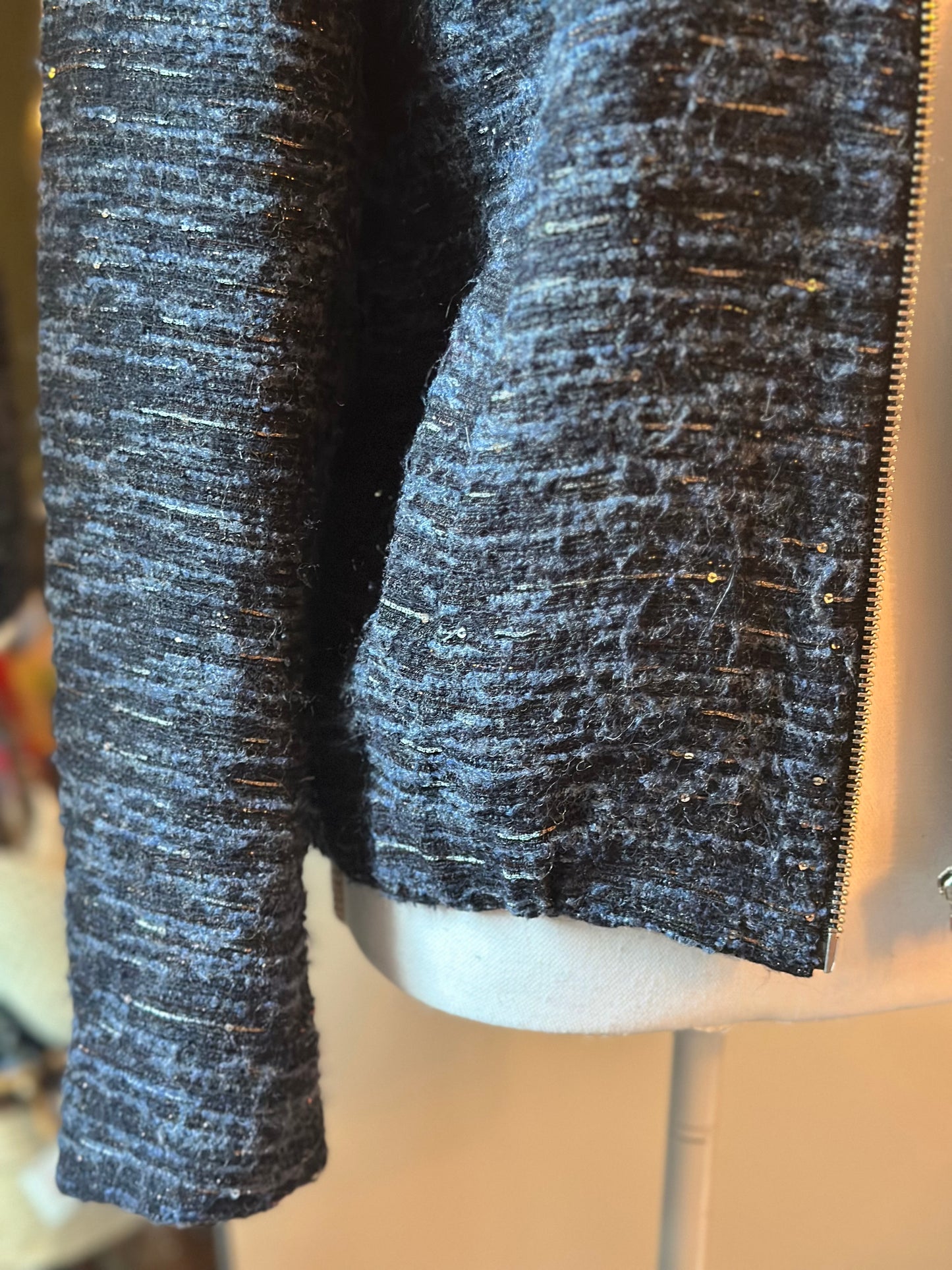 Veste zippée noire à sequins discrets T.40