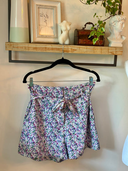 Short taille haute fleuri lilas T.36