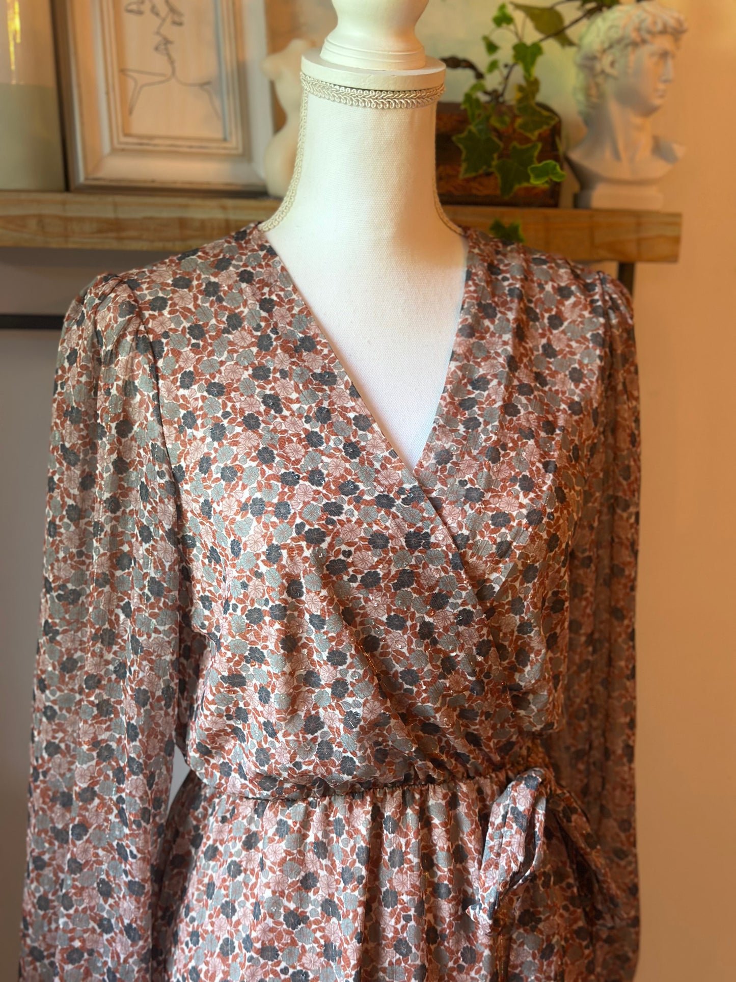 Robe fluide en toile de viscoce fleurie T.36