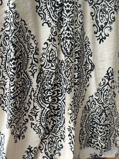 Blouse imprimé cachemire noir & écru – Neuve T.36