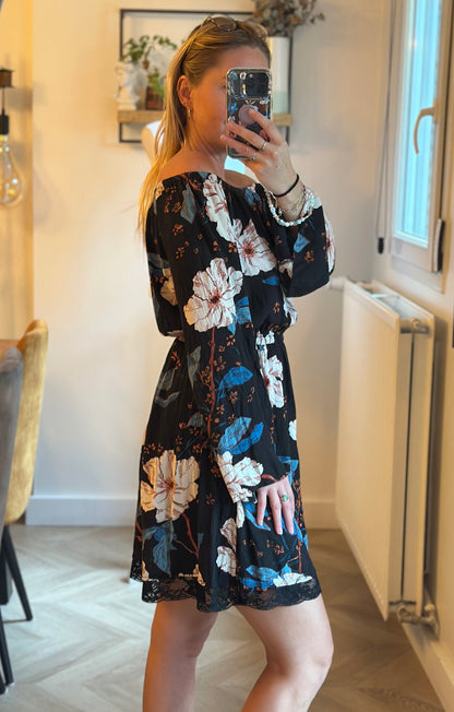 Robe courte à fleurs bohème T.36