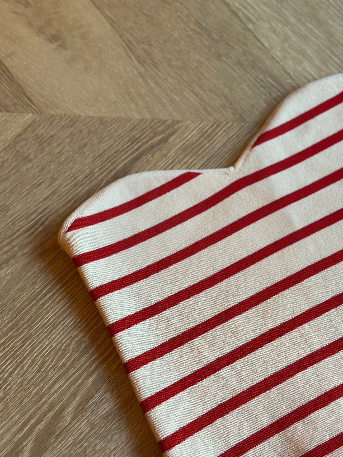 Top bandeau rayé rouge et écru T.38