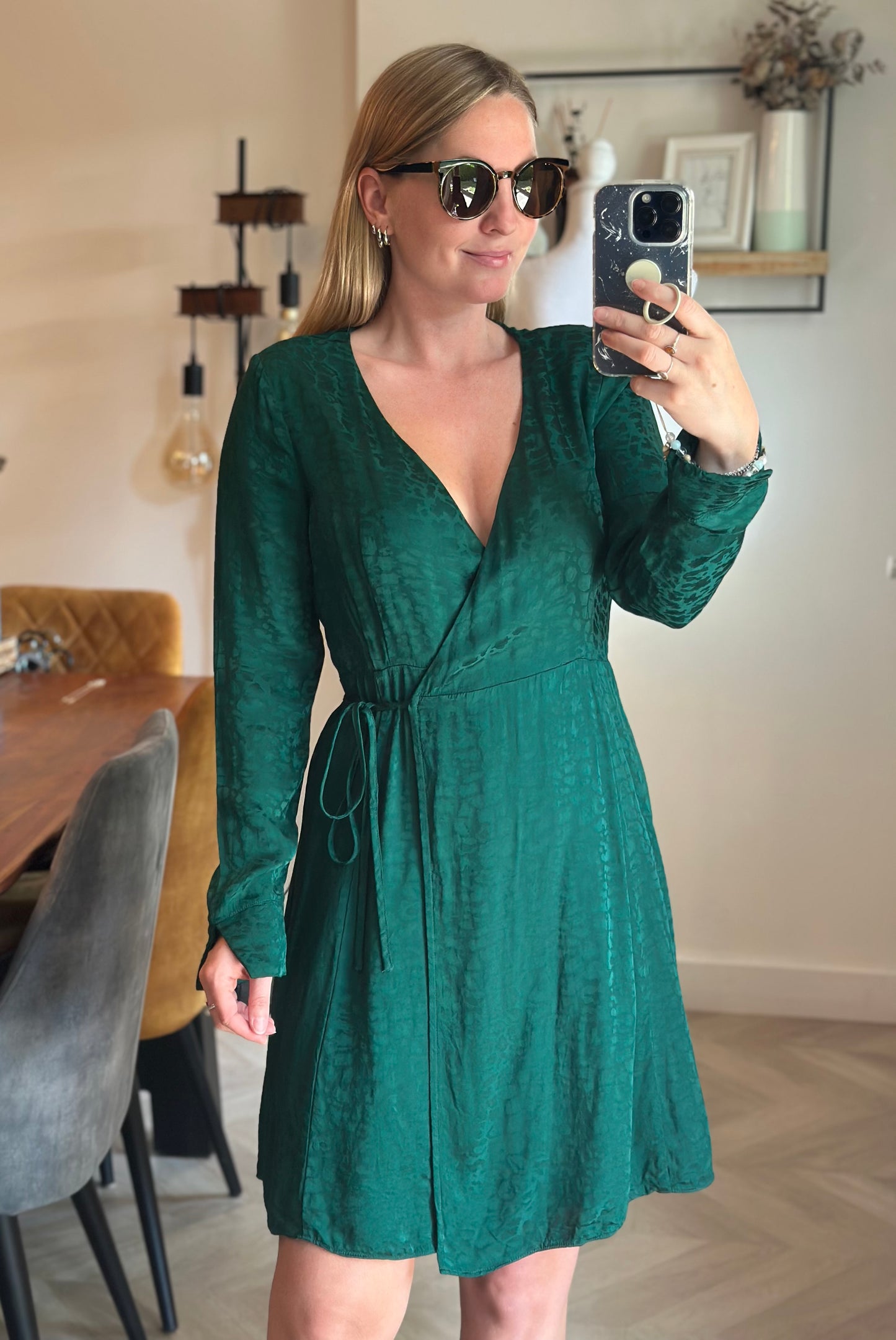 Robe portefeuille satinée jacquard vert émeraude viscose T.36