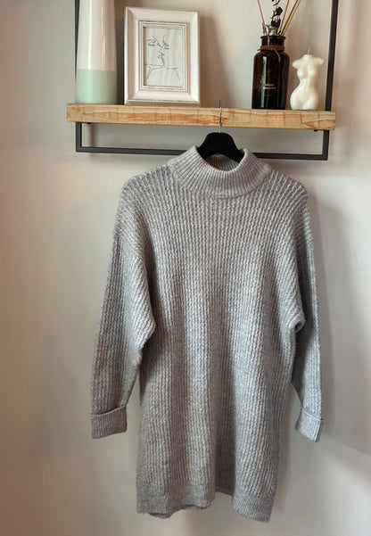 Robe pull maille grise en laine T.36