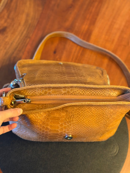 Sac en cuir effet python camel – modèle Elena