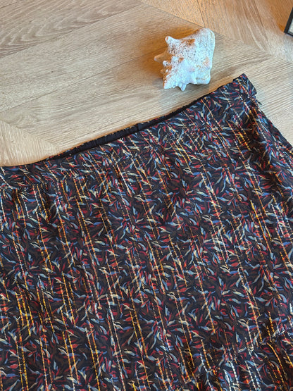 Jupe midi imprimée à fils lurex dorés T.44