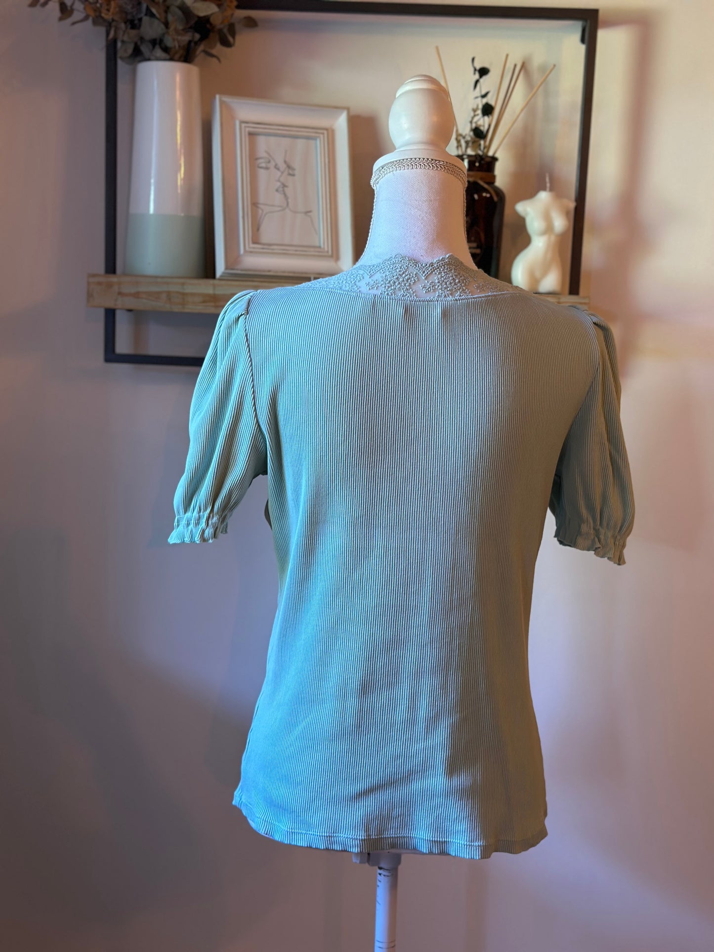Top côtelé dentelle T.38