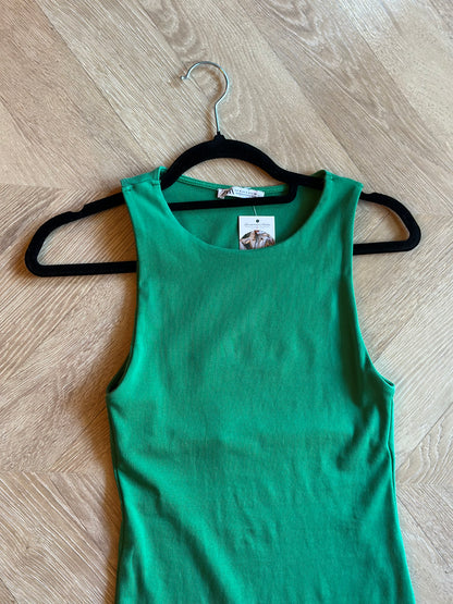Robe moulante verte en coton T.36