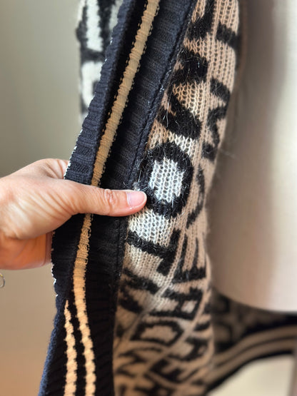 Cardigan noir et blanc laine et mohair à lettrage “Dream Tomorrow” T.36/38