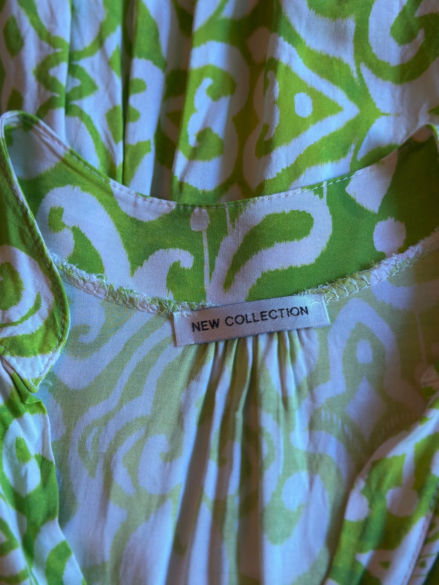 Robe longue bohème imprimé vert et blanc T.U