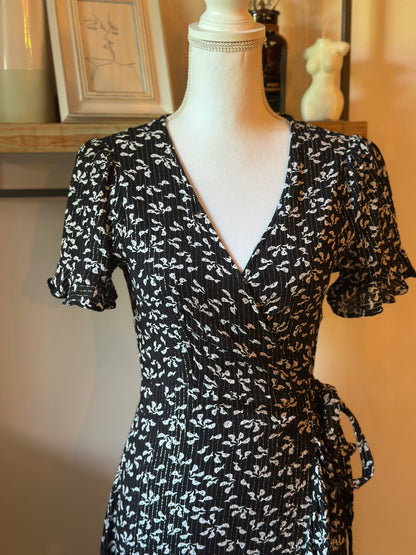 Robe portefeuille noire imprimé fleuri lurex argenté T.36