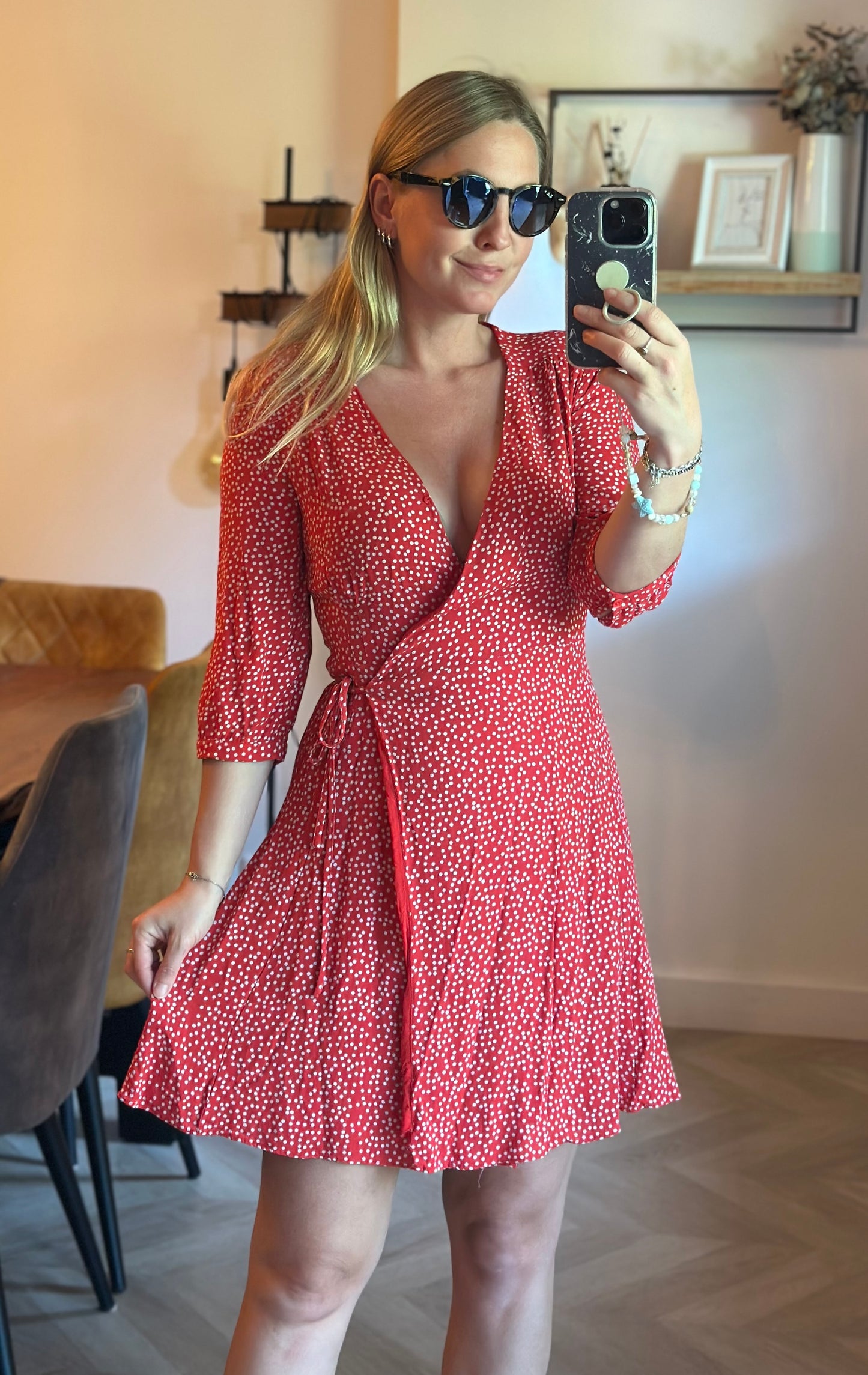 Robe portefeuille à pois rouge et blanc en viscose T.34