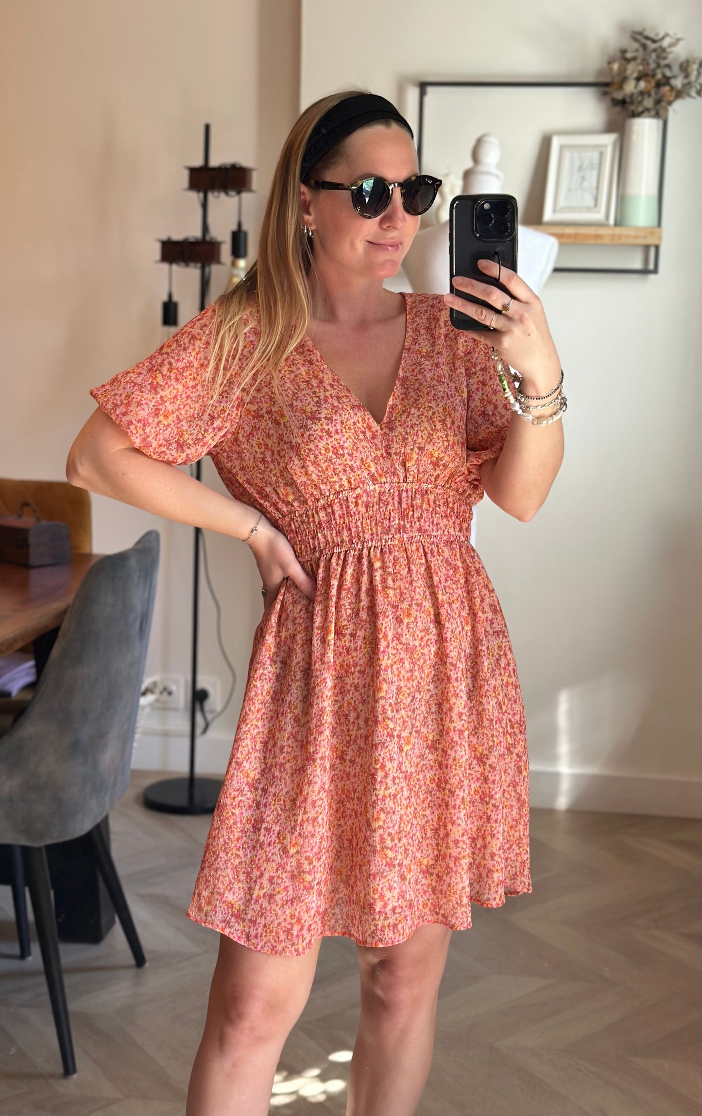 Robe midi fleurie col V smockée T.34