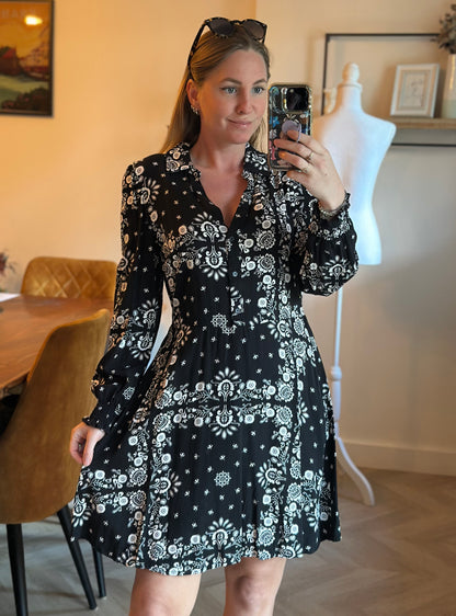 Robe évasée imprimé noir et blanc viscose T.38
