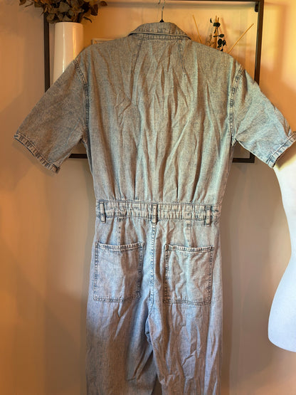Combinaison jean bleu clair denim coupe droite manches courtes T.36