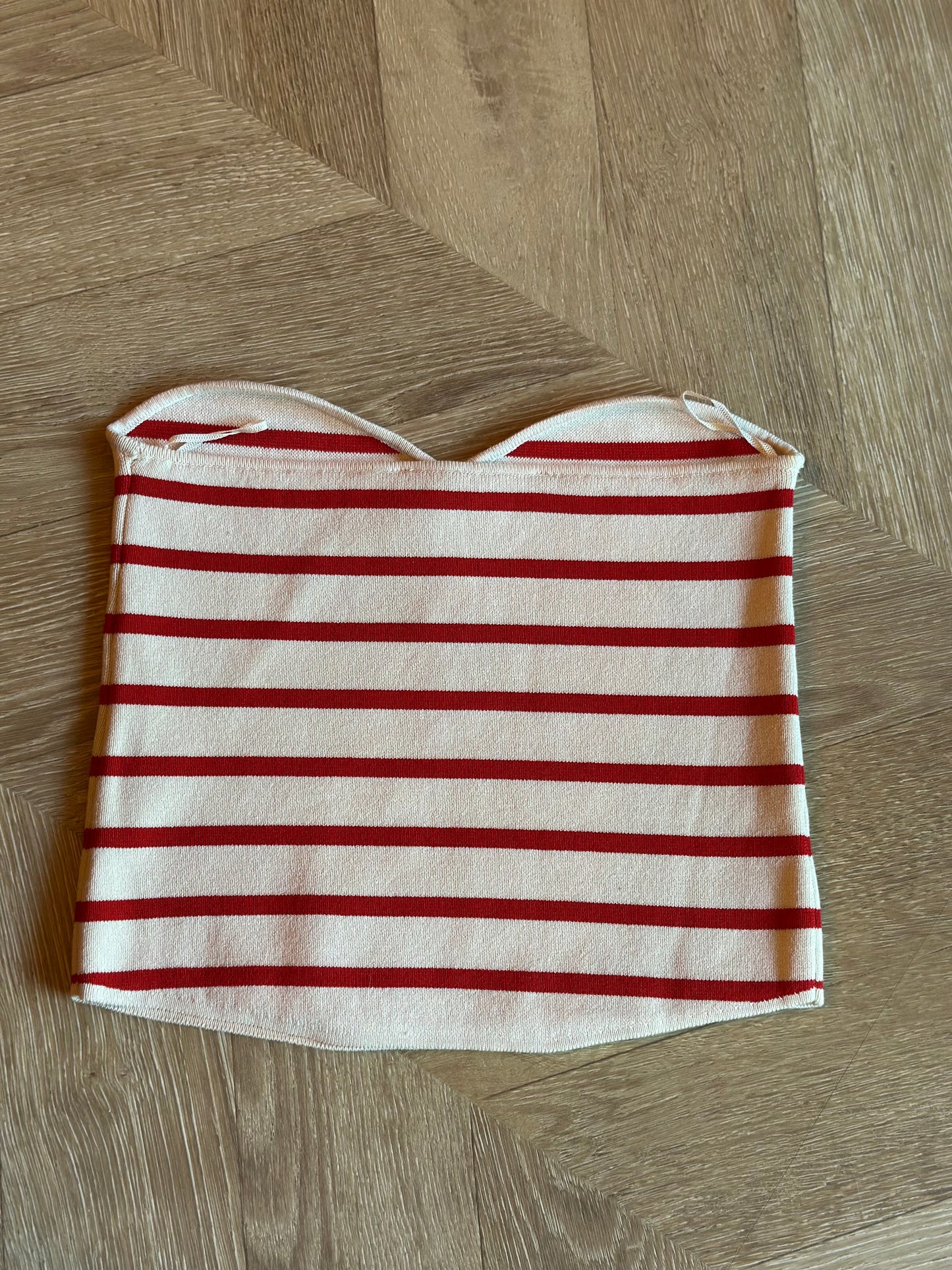 Top bandeau rayé rouge et écru T.38
