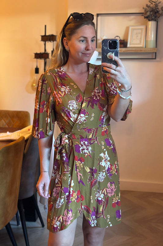 Robe porte feuille fleurie T.36 neuve