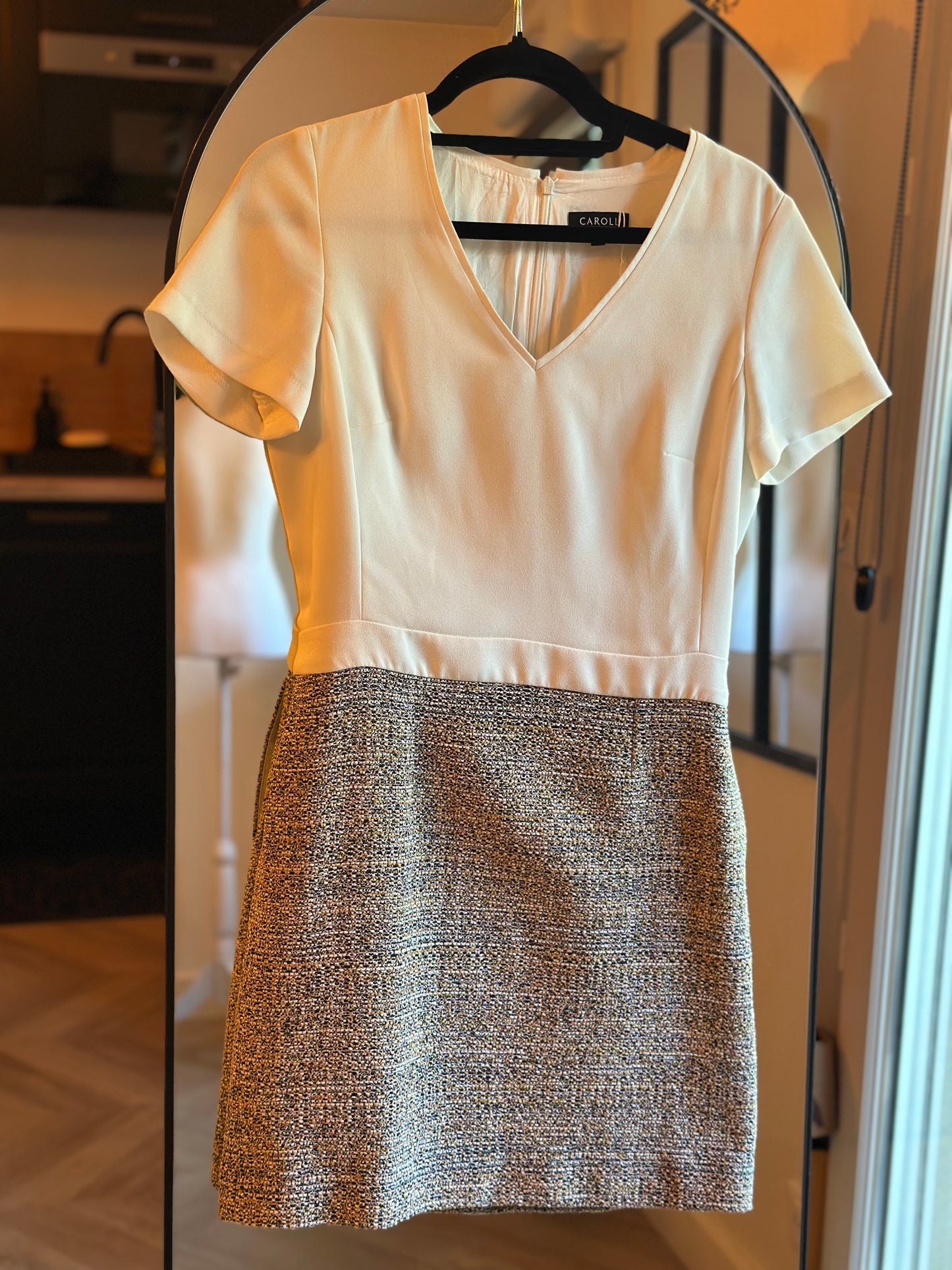 Robe droite bi-matière Caroll Paris blanche et tweed beige T.34