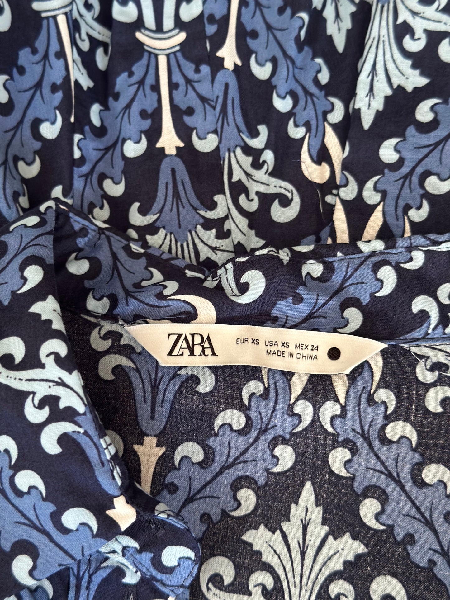 Robe fluide imprimé baroque bleu T.34 neuf
