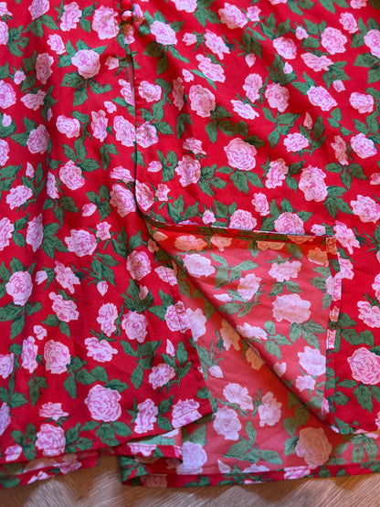 Robe longue fleurie rouge en soie T.36