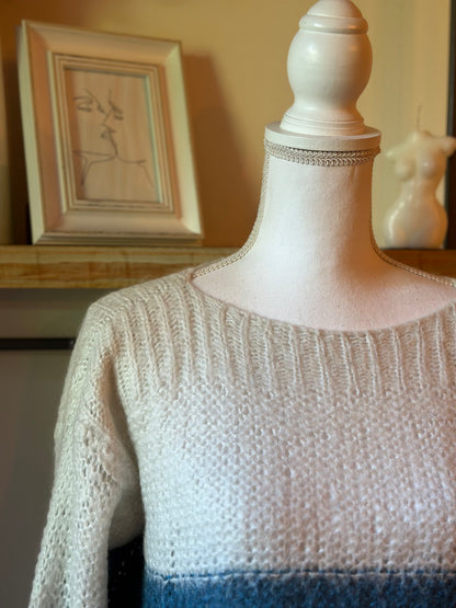 Pull dégradé bleu et écru en laine mélangée T.38
