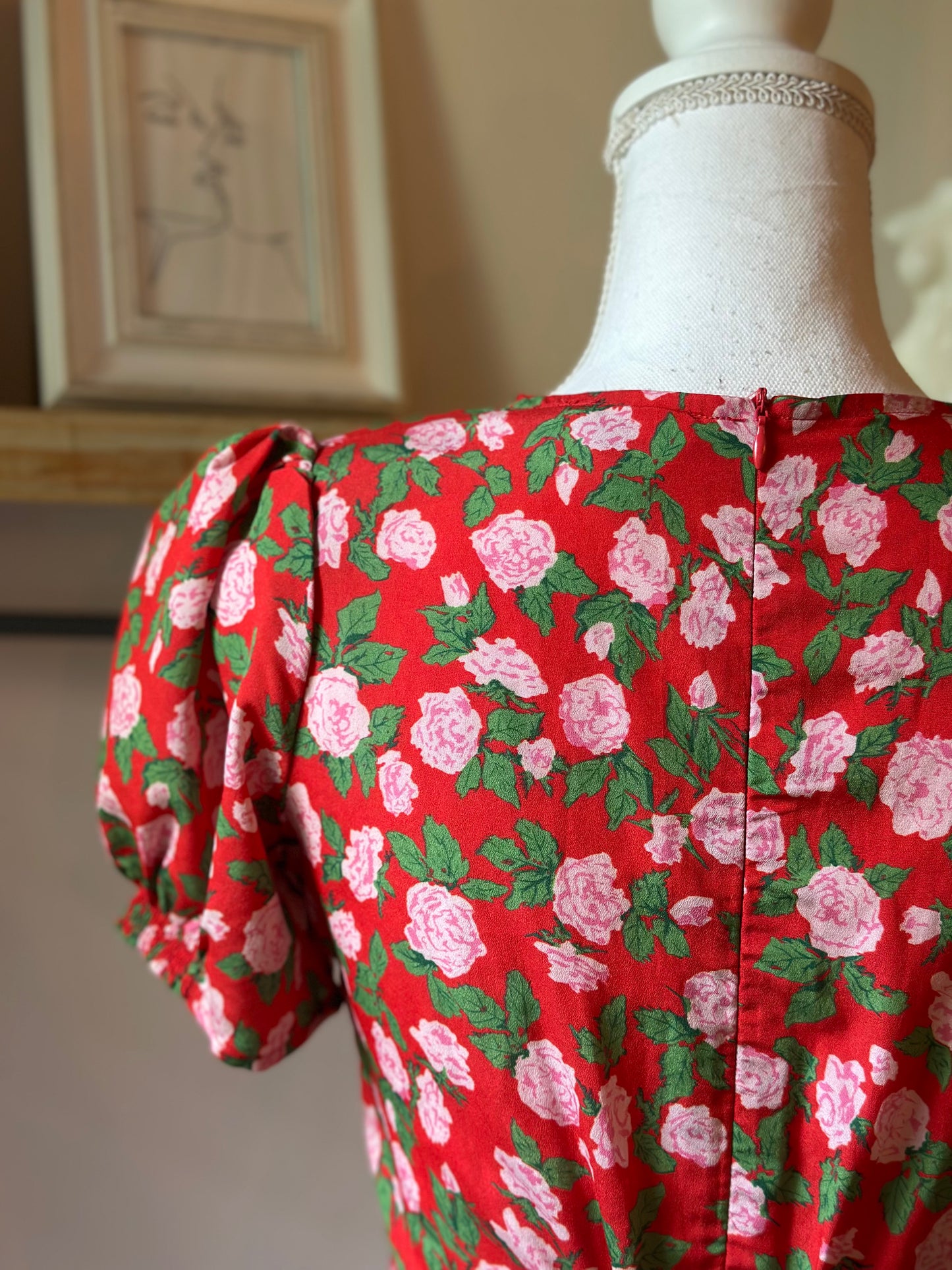 Robe longue fleurie rouge en soie T.36