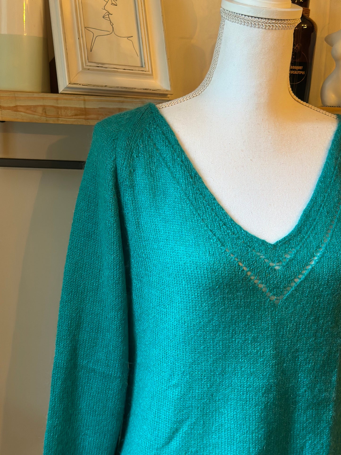Pull col V uni mohair laine T.40