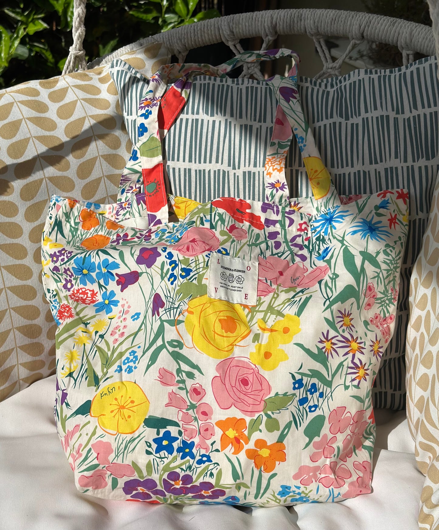Joli sac cabas à motifs fleuris – Coton doux multicolore