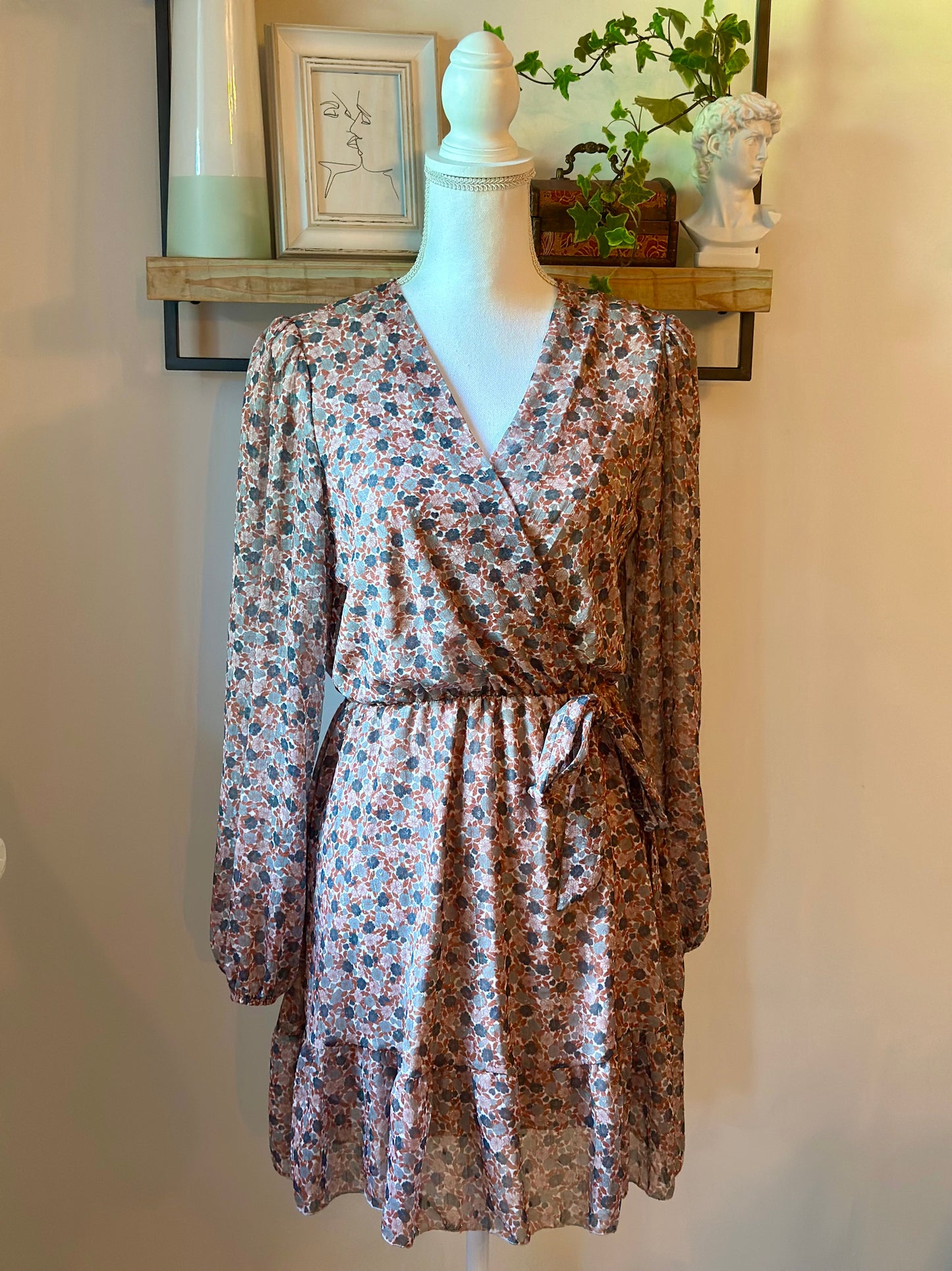 Robe fluide en toile de viscoce fleurie T.36