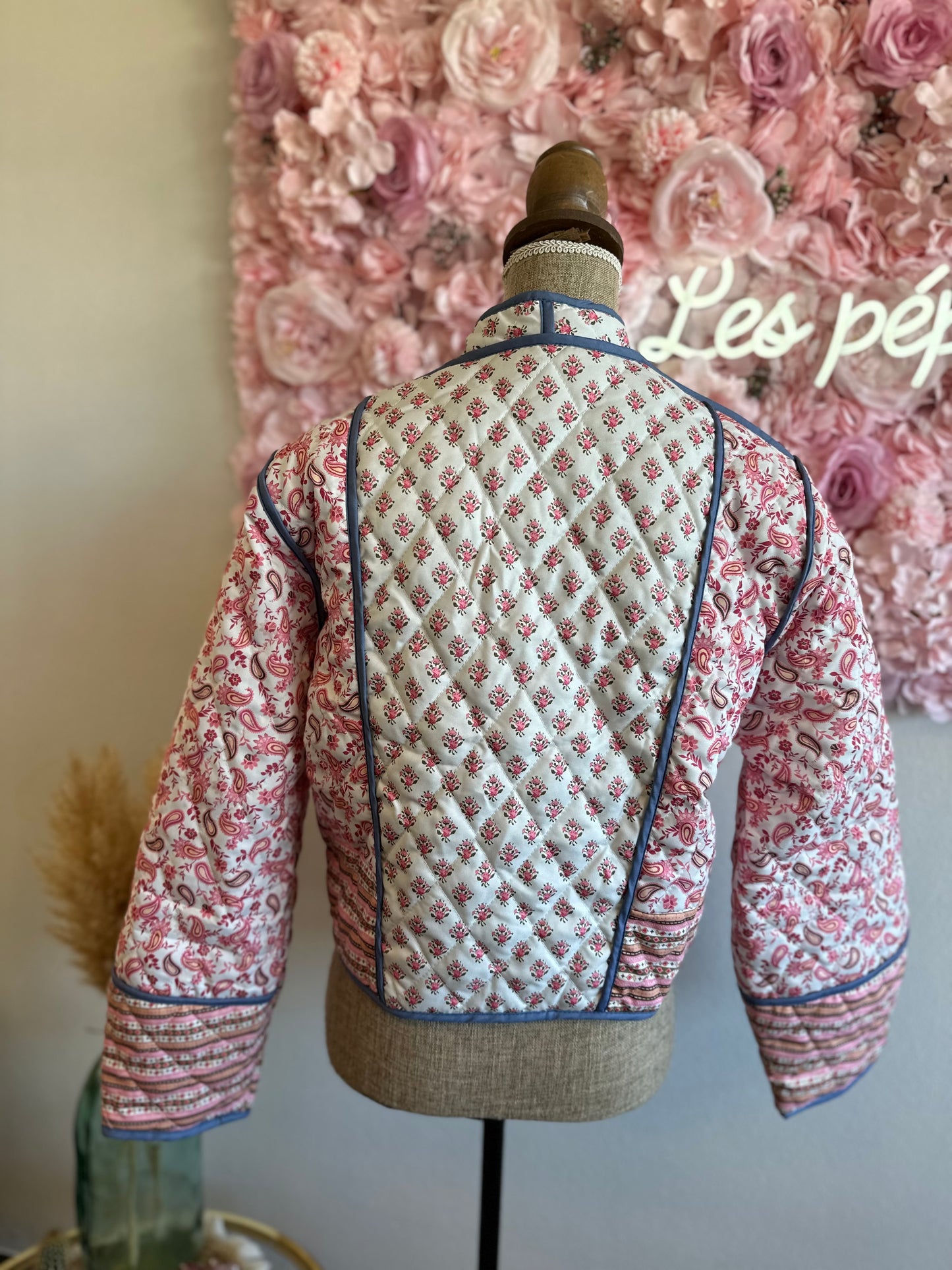 Veste matelassée réversible motif patchwork, T.34