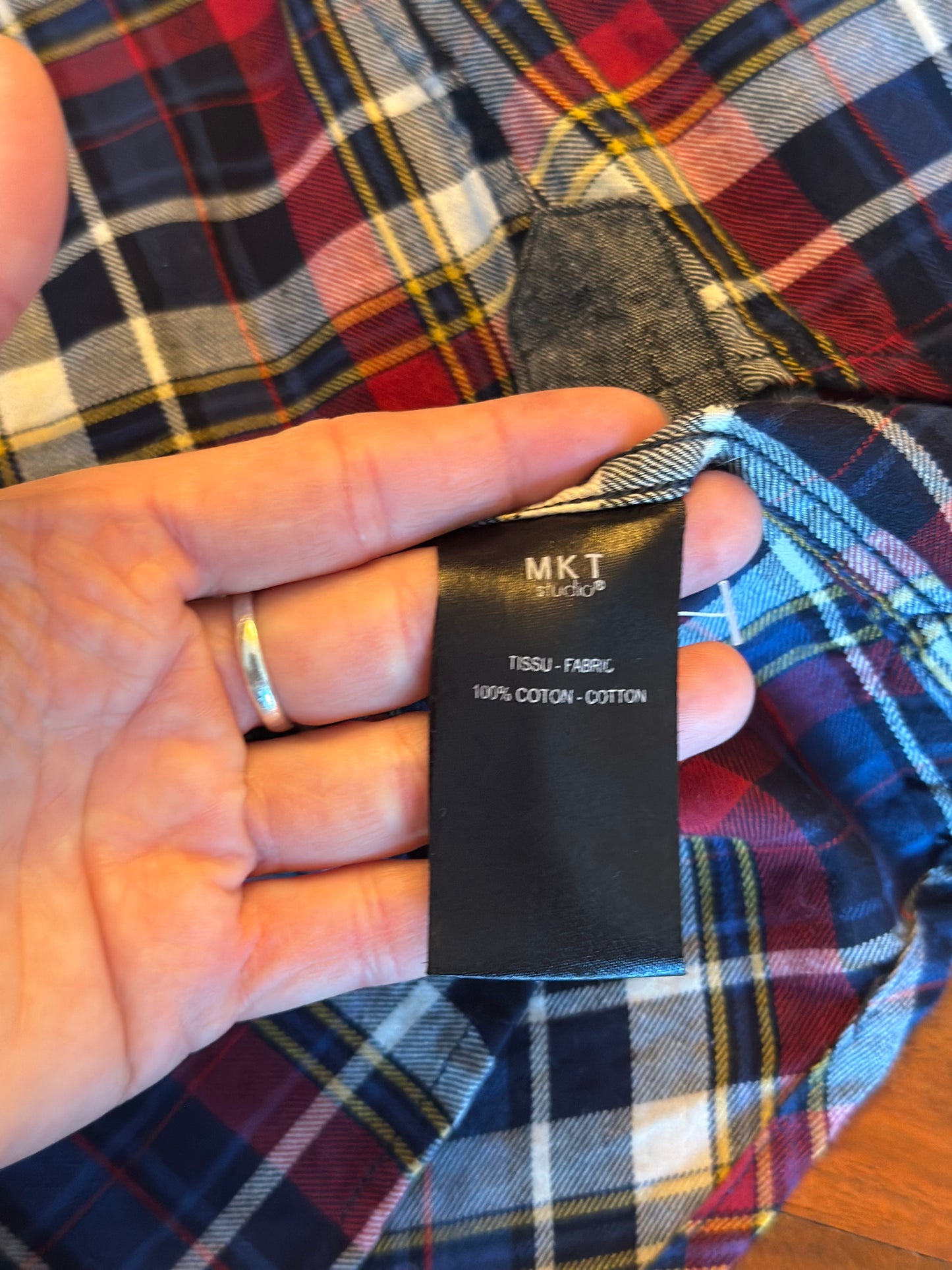 Chemise à carreaux T.36