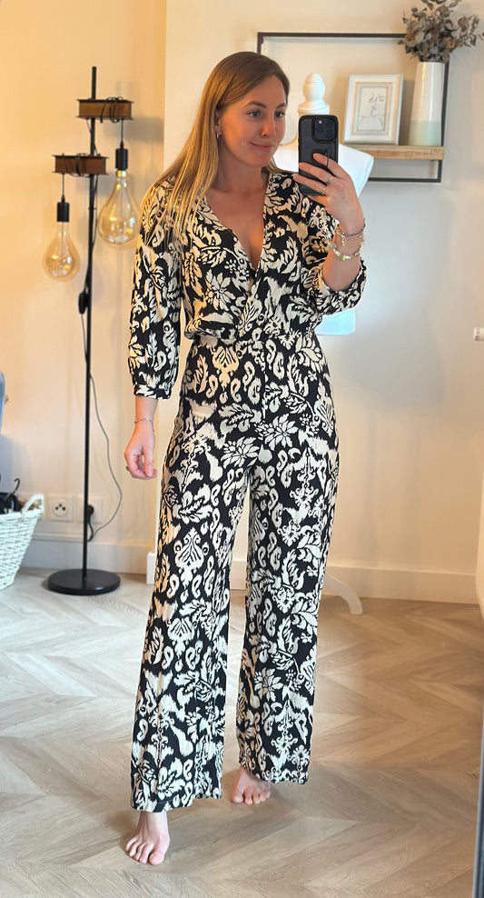 Combinaison fluide imprimé noir et écru T.36