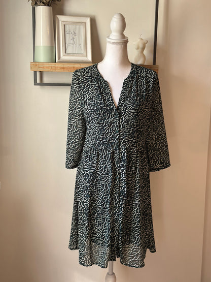 Robe fluide imprimé vert col V T.38