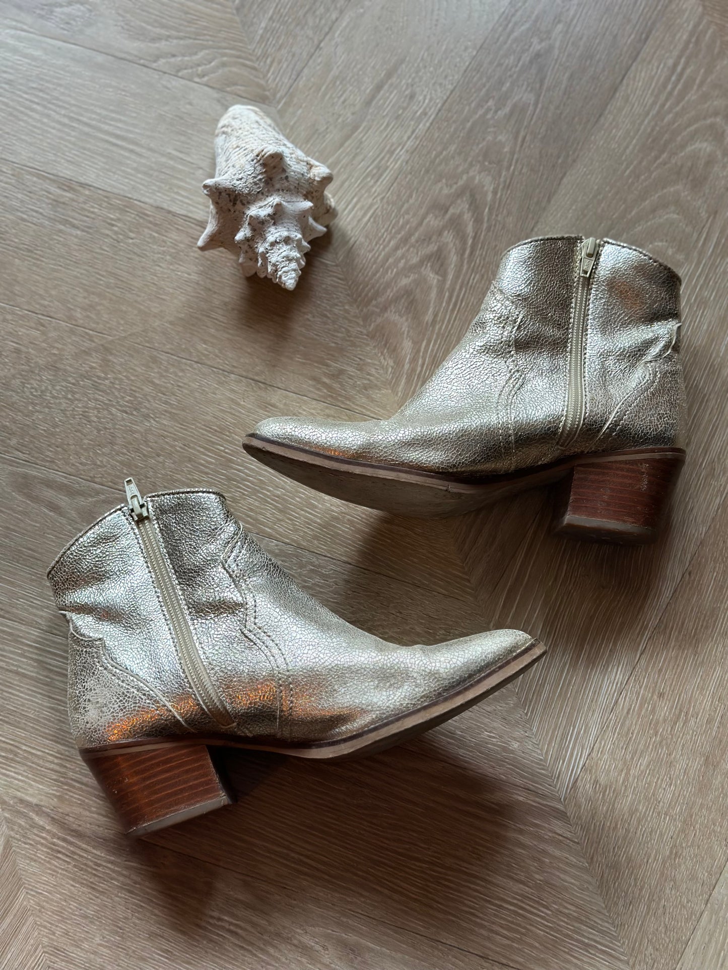 Bottines cuir doré – fabriquées au Portugal T.37