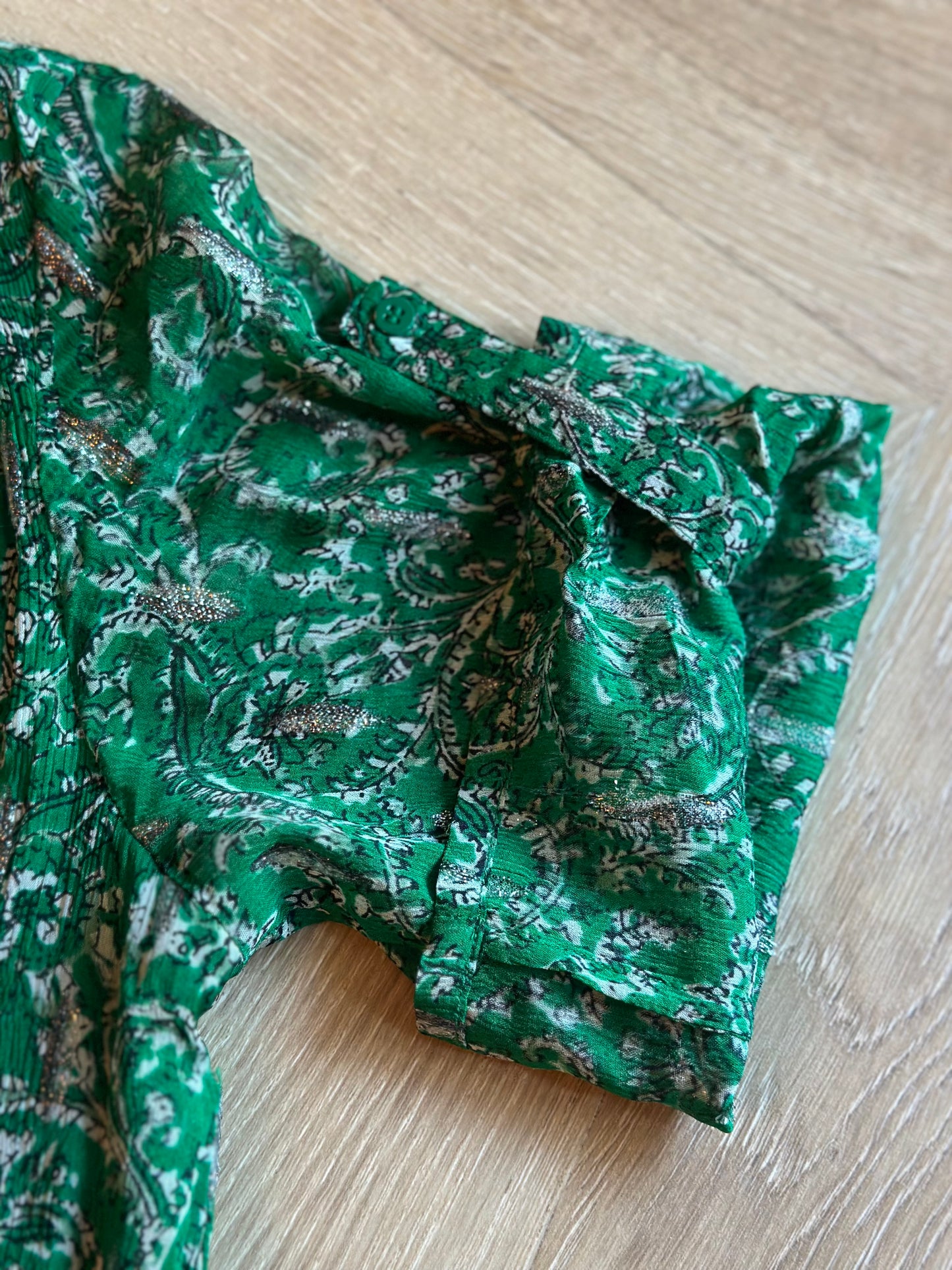 Robe fluide cachemire vert lurex modèle Clem T.34