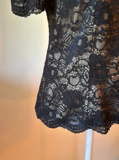 Blouse en dentelle noire T.38