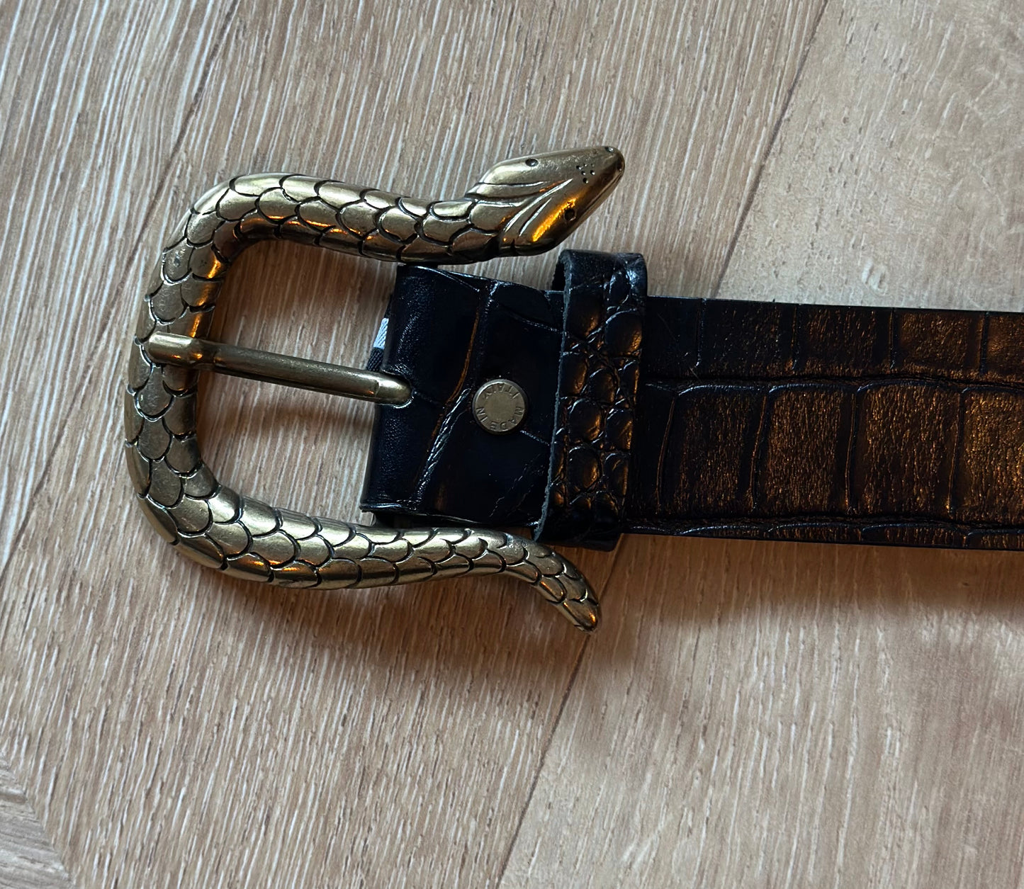 Ceinture large cuir noir embossé effet croco boucle serpent dorée – Handmade Italy longueur 110 cm