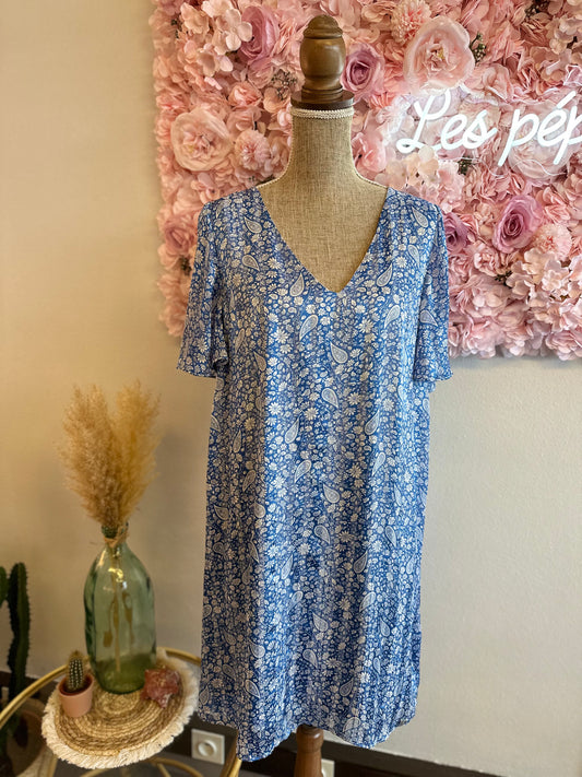 Robe bleue clair avec motif cachemire T.38