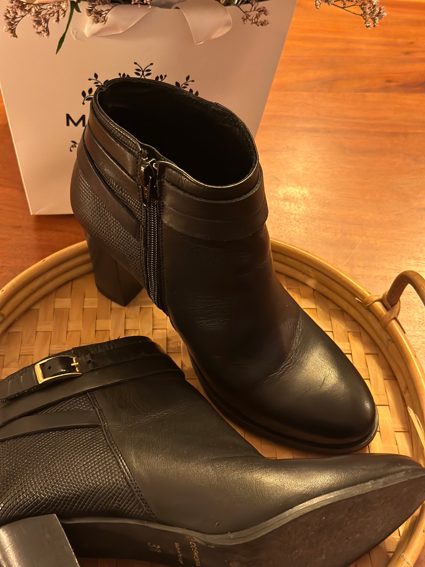 Bottines cuir noires P.38