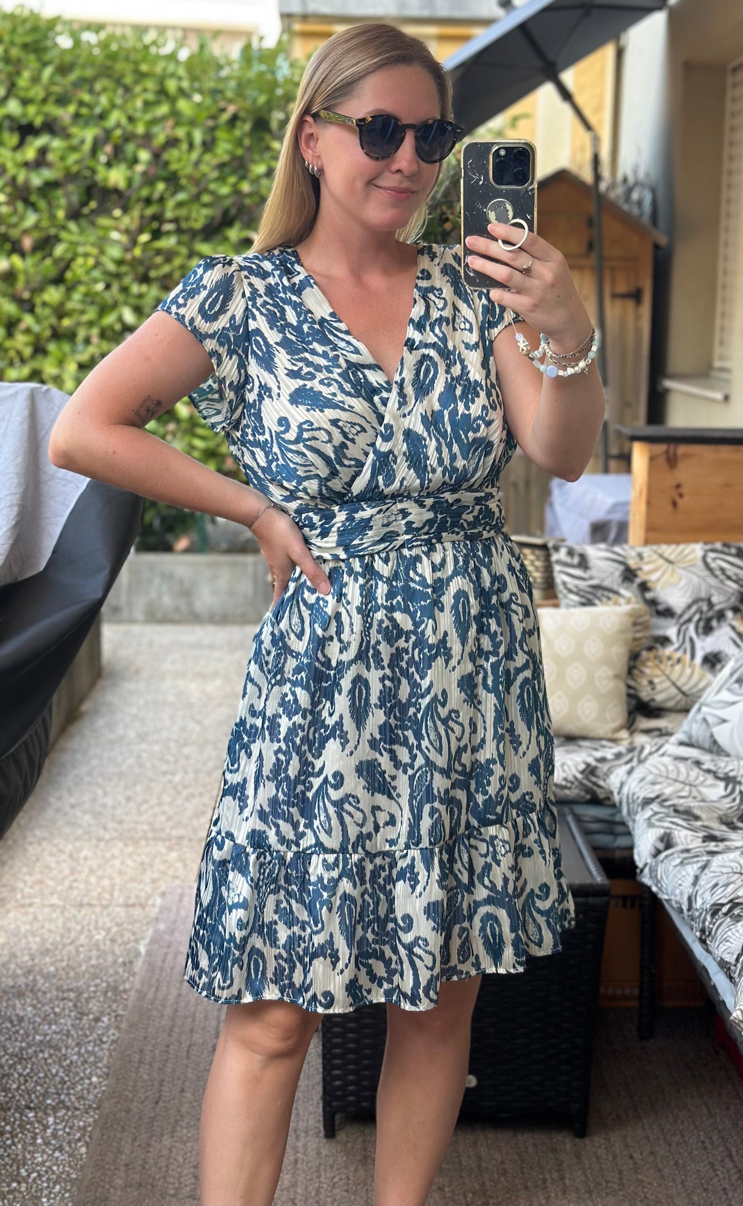 Robe modèle Routa imprimé bleu & blanc T.38