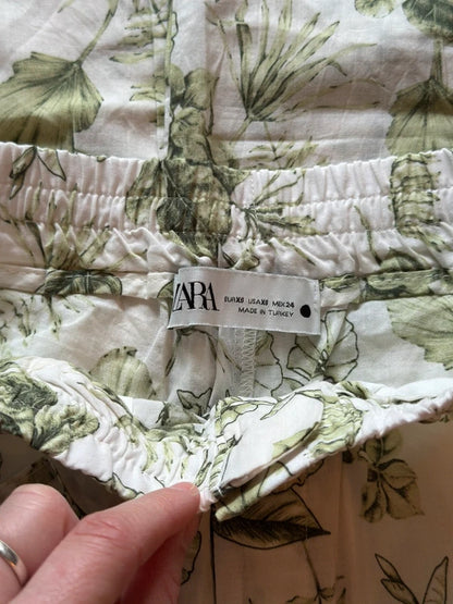 Pantalon fluide imprimé fleuri en coton léger T.34
