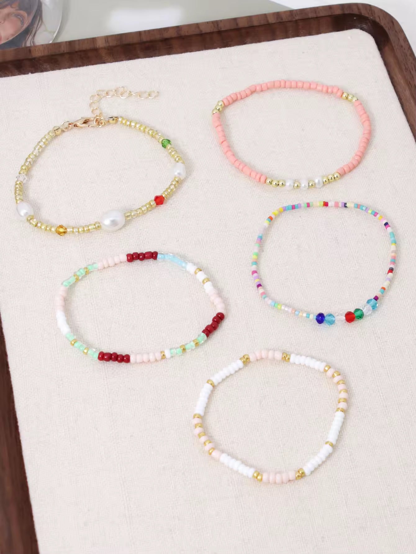 Lot de 6 bracelets perles – avec perles d’eau douce naturelles – Neufs